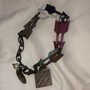 Plunder Arrow Bracelet